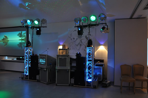 Discobar met DJ te Oostvlaanderen (Gent) voor trouwfeest & huwelijk.